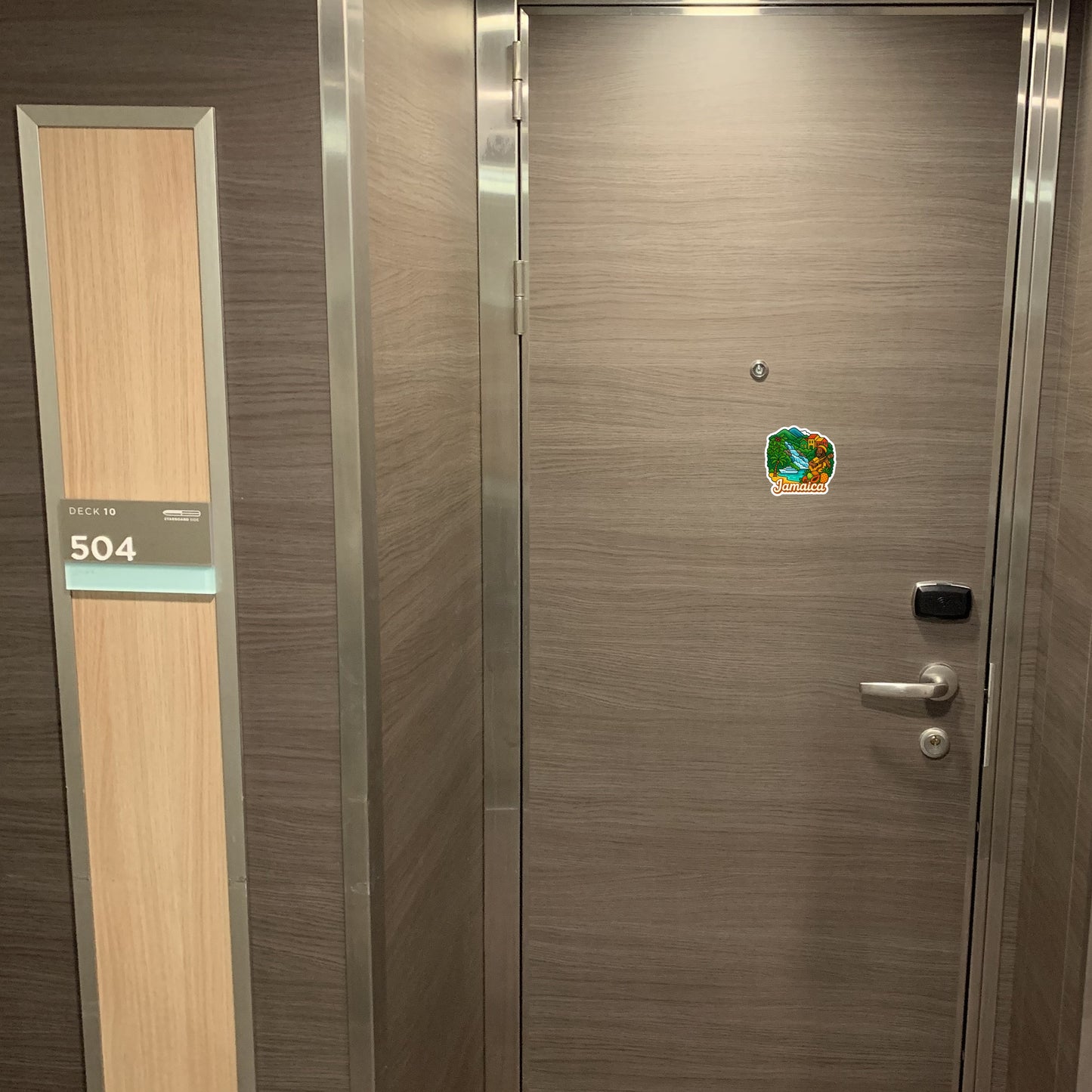 Island Vibes Jamaica - Door Style Mockup