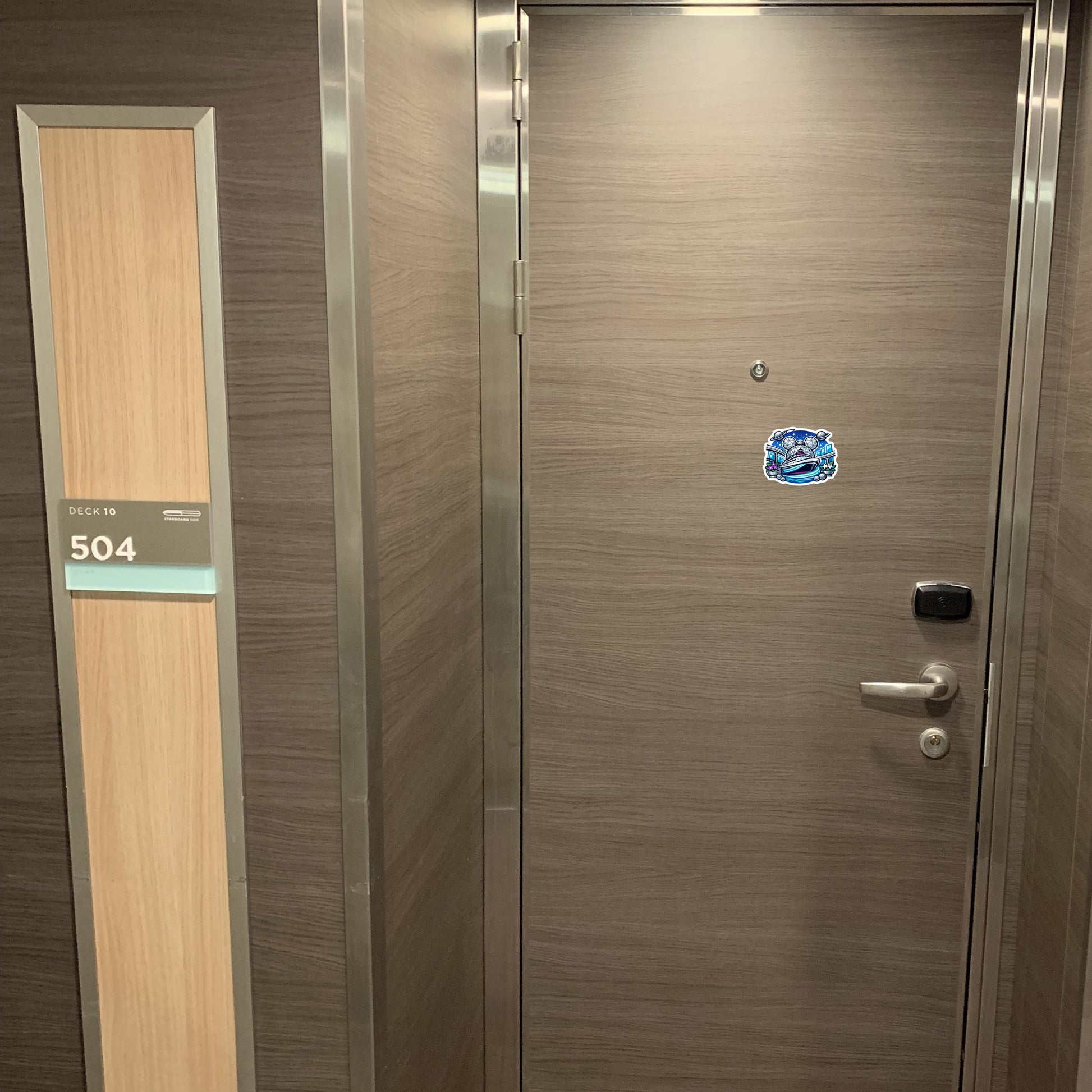 Future World Sailing - Door Style Mockup