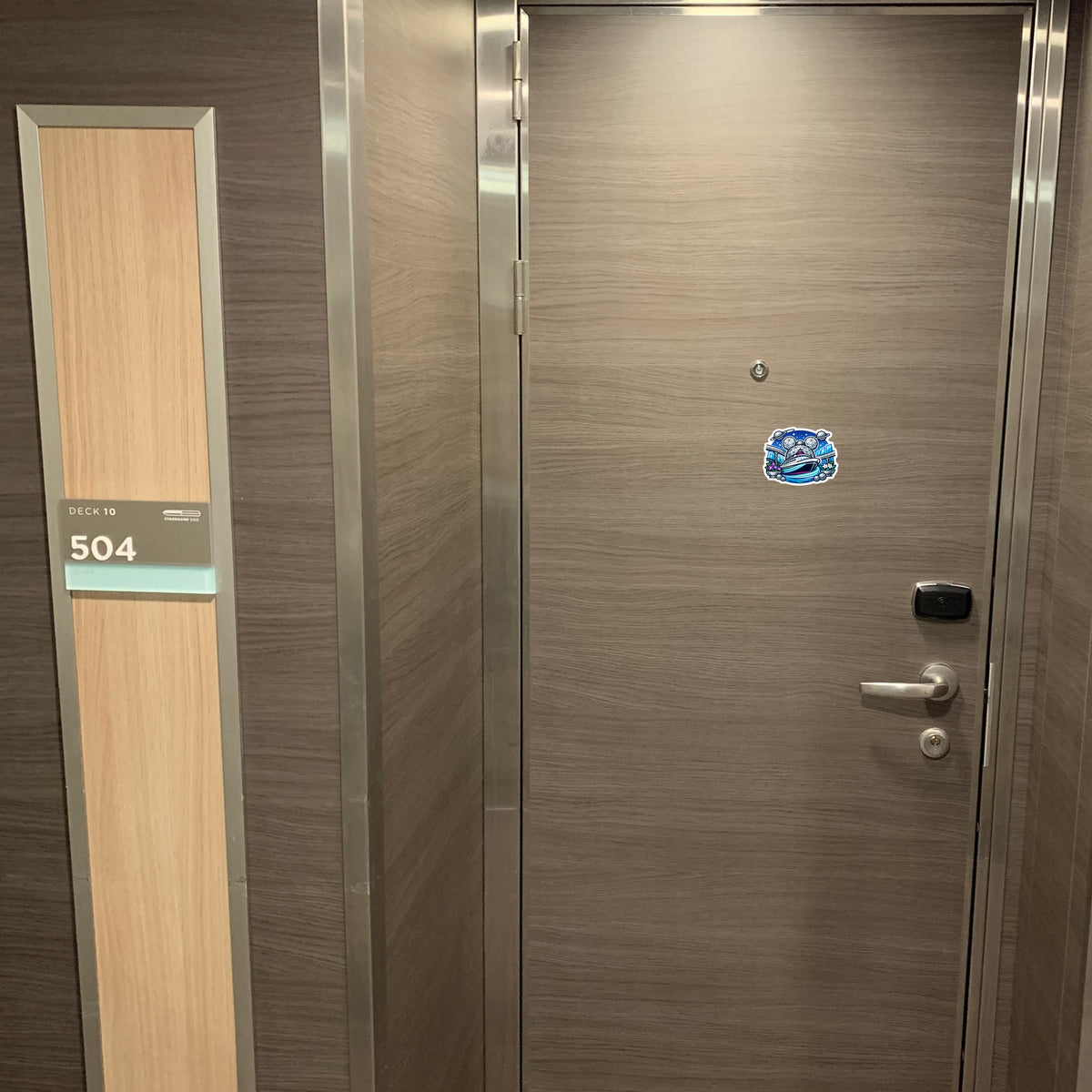 Future World Sailing - Door Style Mockup